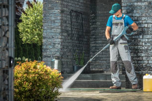 Best Gutter Cleaning  in Wallace, FL